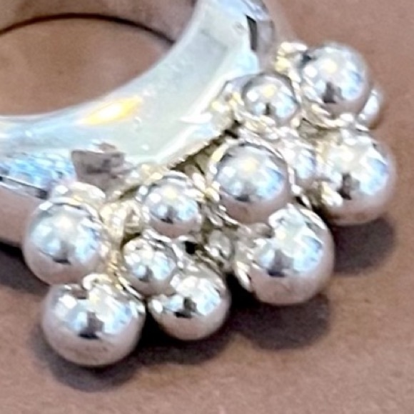 RARE Silpada Vintage Sterling Silver ChaCha Floating Silver Bead Ring Price FIRM - Picture 12 of 13